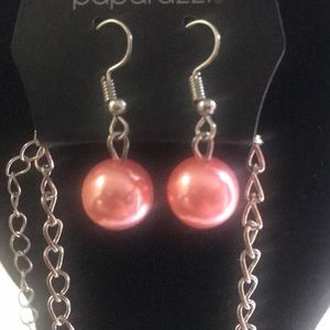 Beautiful hand made collar with earrings